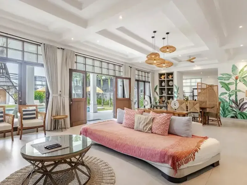 Leasehold - Elegant 4BR Villa in Canggu Close to the Beach| Near Atlas & Finns - Real Estate in Bali