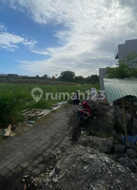 Lahan Langka Plot Kecil Dekat Pantai Mengening - Bali in Bali