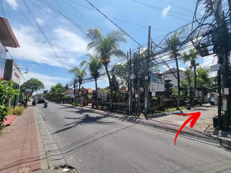 Tanah exclusive lokasi di batu Belig Seminyak - Real Estate in Bali