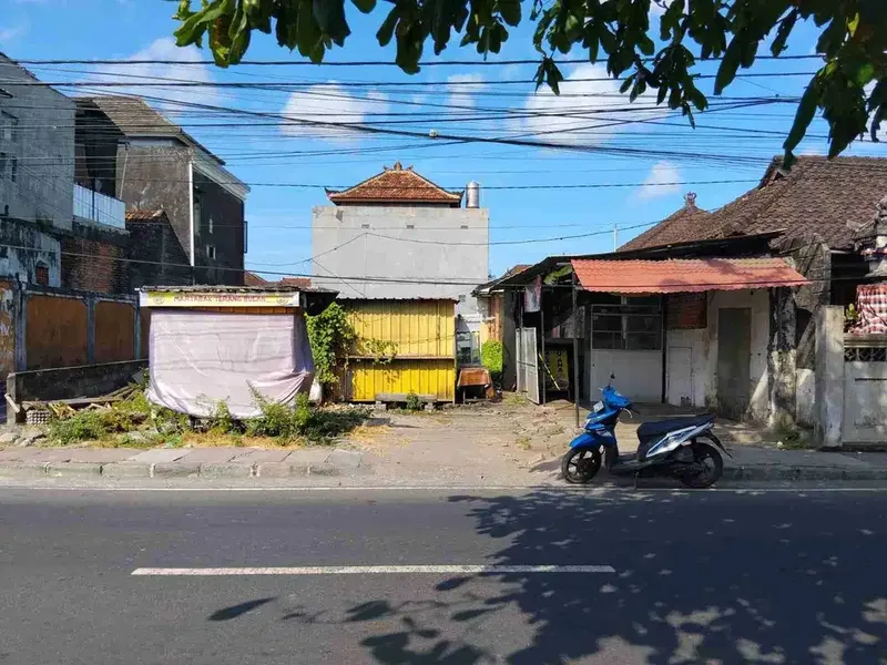 Tanah Premium Di Jalan Letda Reta Yangbatu Dekat Cok Agung Tresna Tantular - Real Estate in Bali