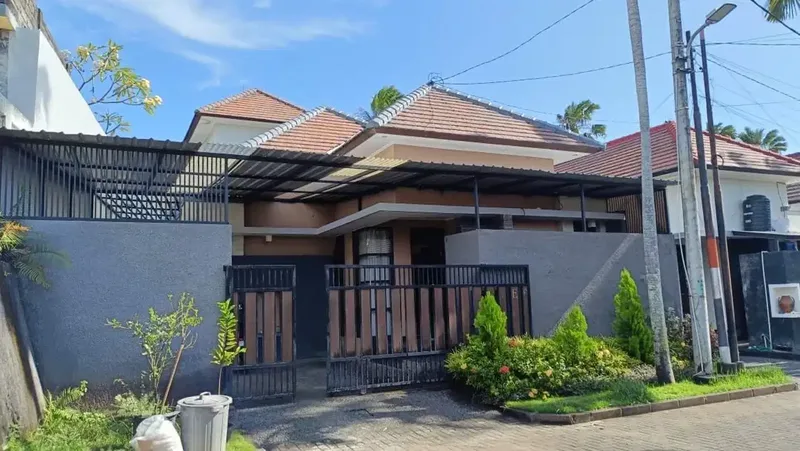 Rumah Semi Villa di Komplek One Gate Sistem Goa Goang Ungasan - Real Estate in Bali