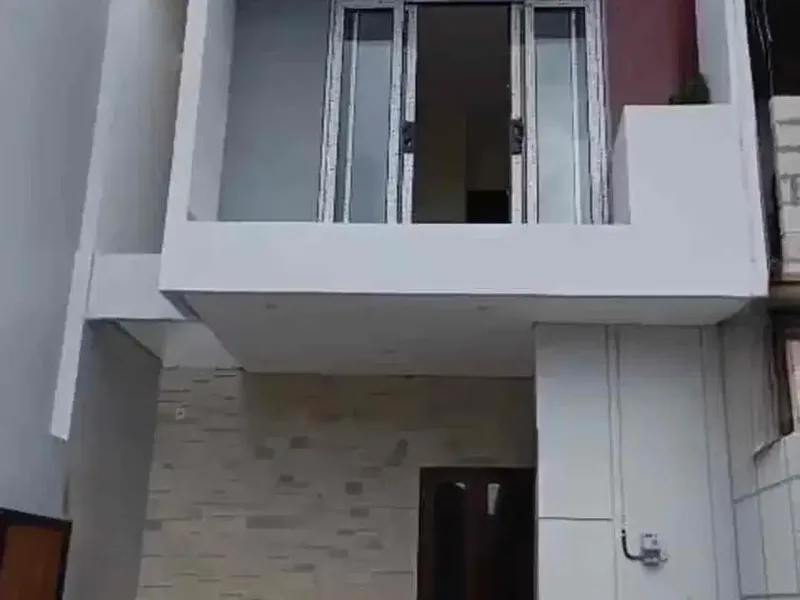 RUMAH INDENT DEKAT  SANUR DAN GATSU
Lokasi sangat strategis - Real Estate in Bali