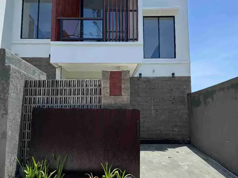 RUMAH SIAP HUNI – LOKASI SANGAT STRATEGIS DEKAT CITRALAND DENPASAR & WATERPARK - Real Estate in Bali