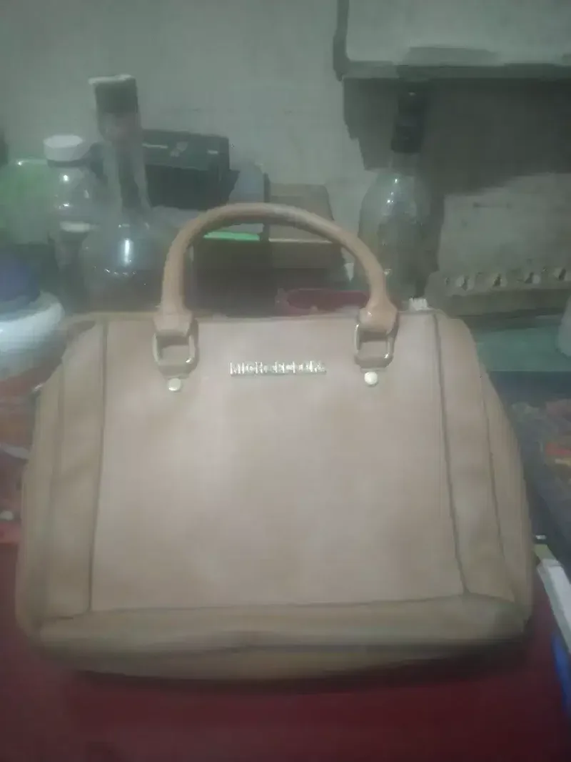 Tas kulit Michael kors - Fashion in Bali