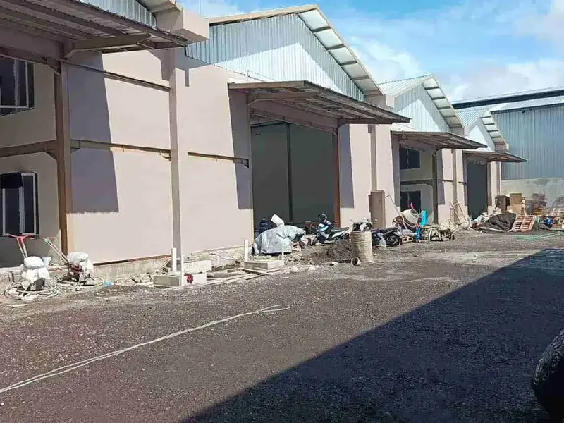DISEWAKAN 4 UNIT GUDANG BARU DI MAHENDRADATA DENPASAR CN - Real Estate in Bali