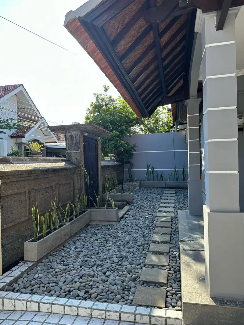 JUAL RUMAH SIAP HUNI DALAM KOMPLEKS DI JIMBARAN - Real Estate in Bali