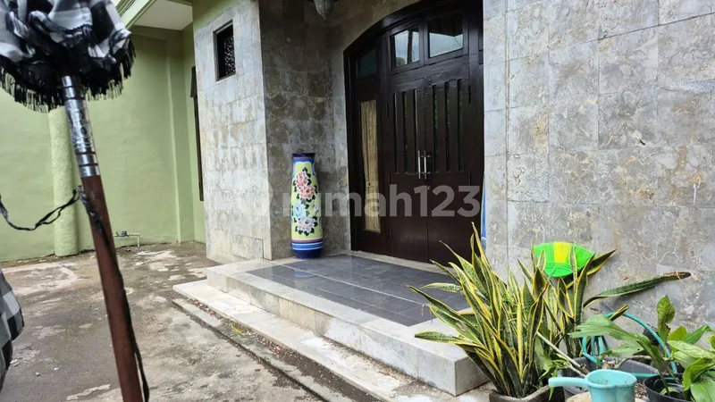Disewakan Rumah 2 Lantai Baru Renovasi Denpasar Selatan - Bali in Bali
