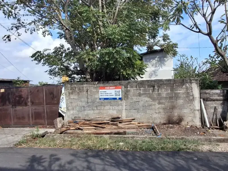 Disewakan tanah bonus Bangunan di Gatsu Tengah, Bali - Real Estate in Bali