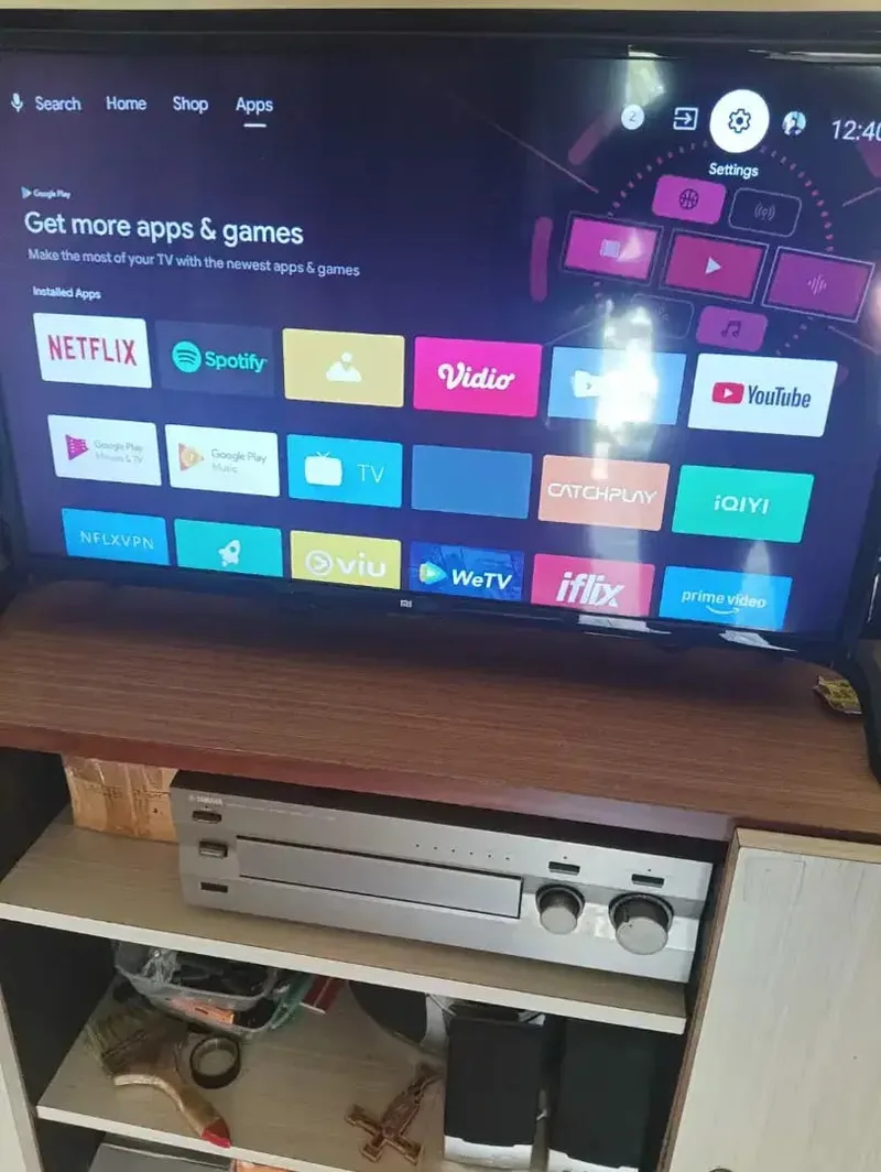 Polytron amoled 43inc 4K - Electronics in Bali