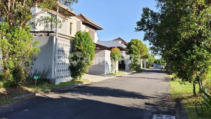Rumah Semi Villa Luxury 5 Menit ke Pantai Kedungu - Real Estate in Bali
