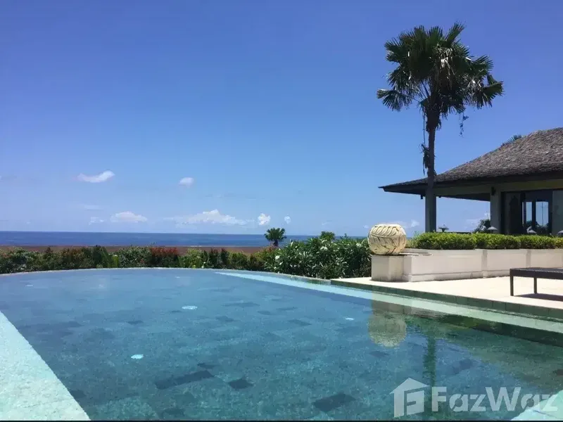 6 Bedroom Villa for sale in Ungasan, Bali - Real Estate in Bali