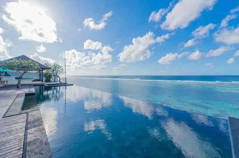 VILLA LOS TEBING PANTAI SAWANGAN NUSA DUA - Real Estate in Bali