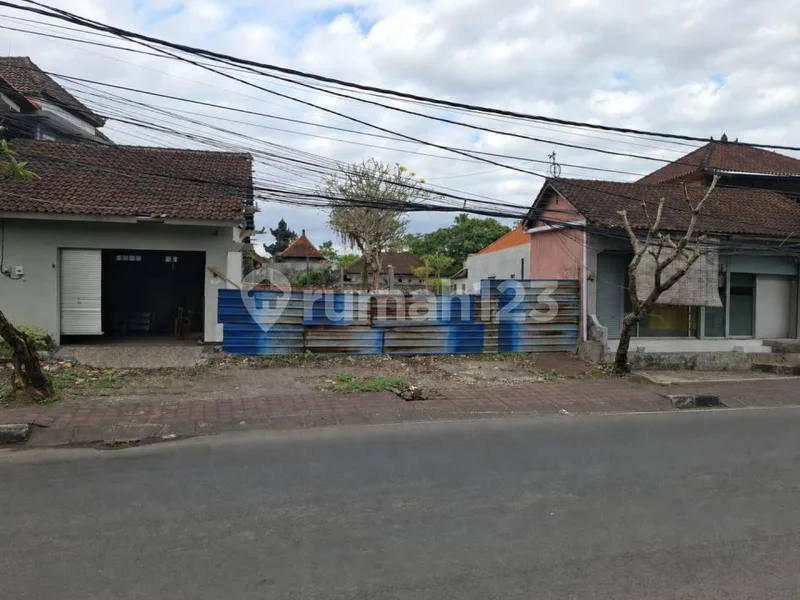 Tanah Premium di Jalan Raya Kerobokan Utk Berbagai Usaha - Real Estate in Bali