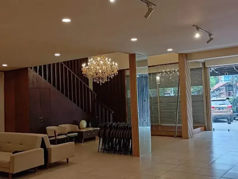 Premium Shophouse For Rent, In Jimbaran Area - Real Estate in Bali