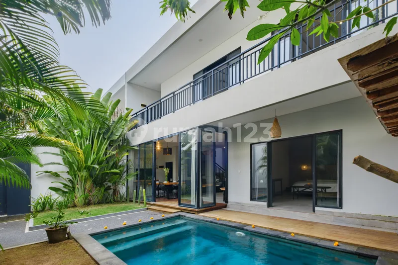 Ramah Hewan Peliharaan, Villa, Dekat Tempat Wisata, tersedia Kolam Renang Pribadi - Real Estate in Bali