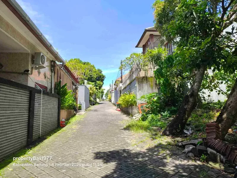 Tanah 135m2 di Umalas tegal cupek Kerobokan - Bali in Bali