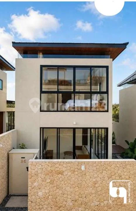 Villa Modern 3 BR Dalam Kompleks Dekat Pantai Pandawa - Real Estate in Bali