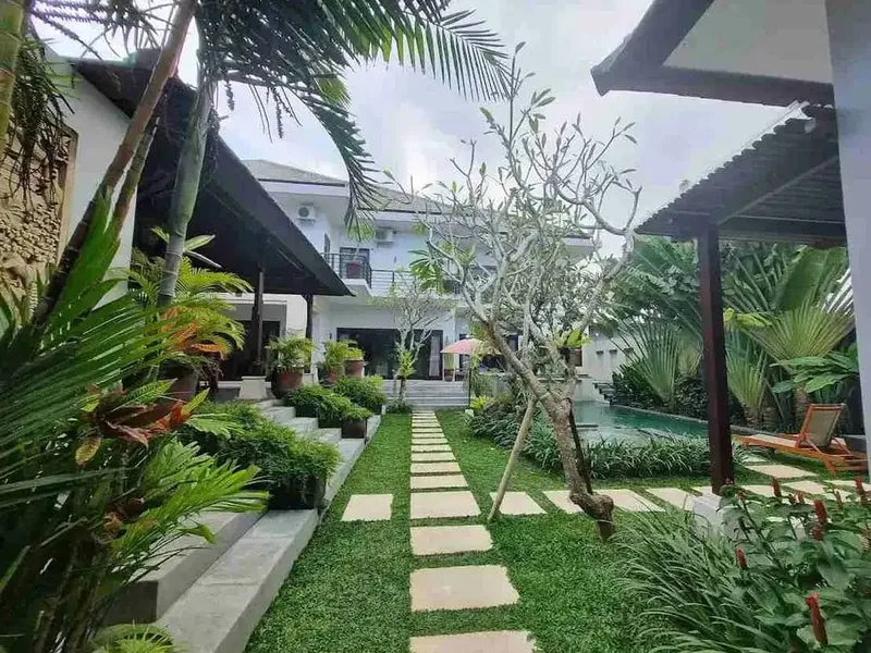 Villa + Restaurant for sale - Bali in Bali
