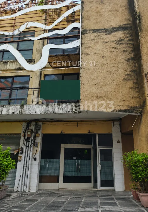 Ruko 3 Lantai di Kuta Galeria Bali - Lokasi Strategis & Komersial - Real Estate in Bali