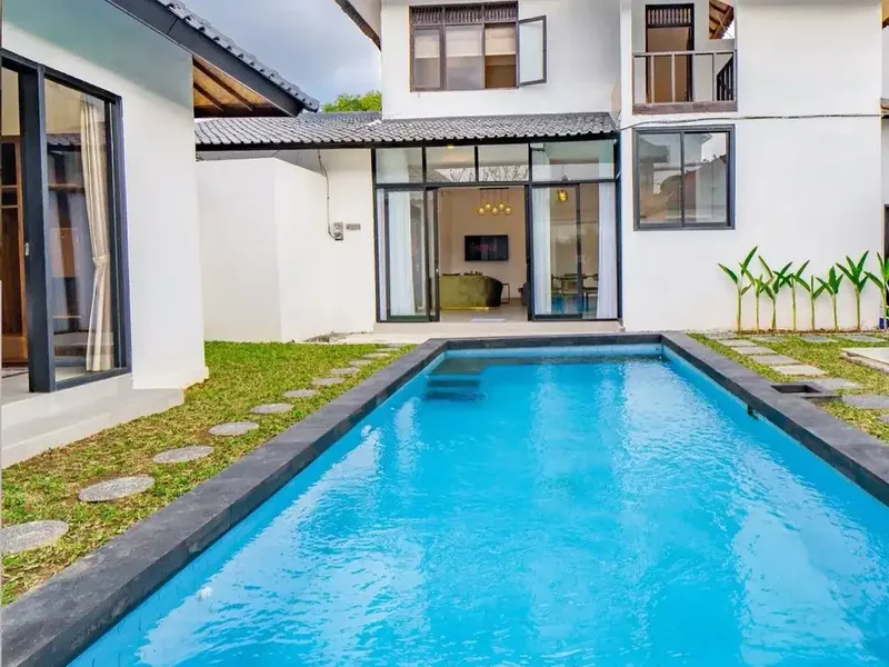 Di Sewakan Villa 3 Bedroom Modern Minimalist - Lokasi Jl. Kerobokan, Kerobokan, Bali - Real Estate in Bali