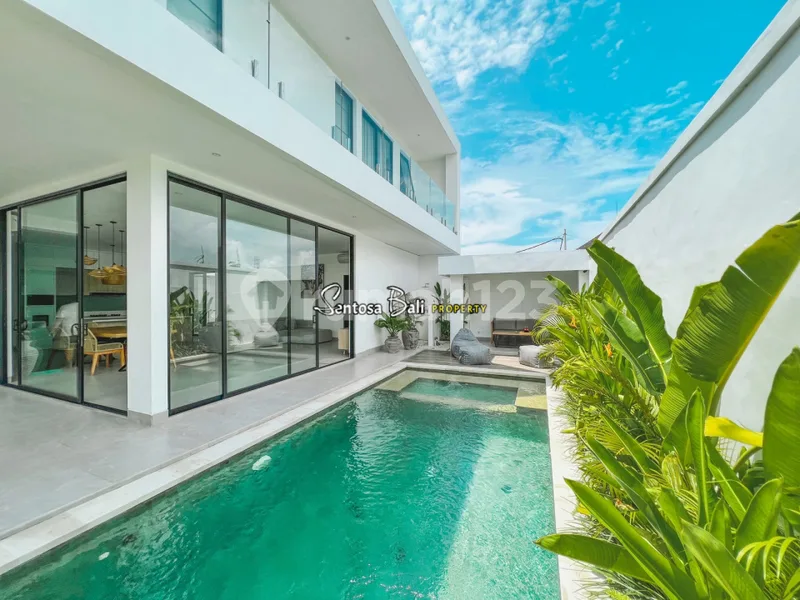 Modern Villa di Seminyak , Badung, Bali View Sawah - Real Estate in Bali