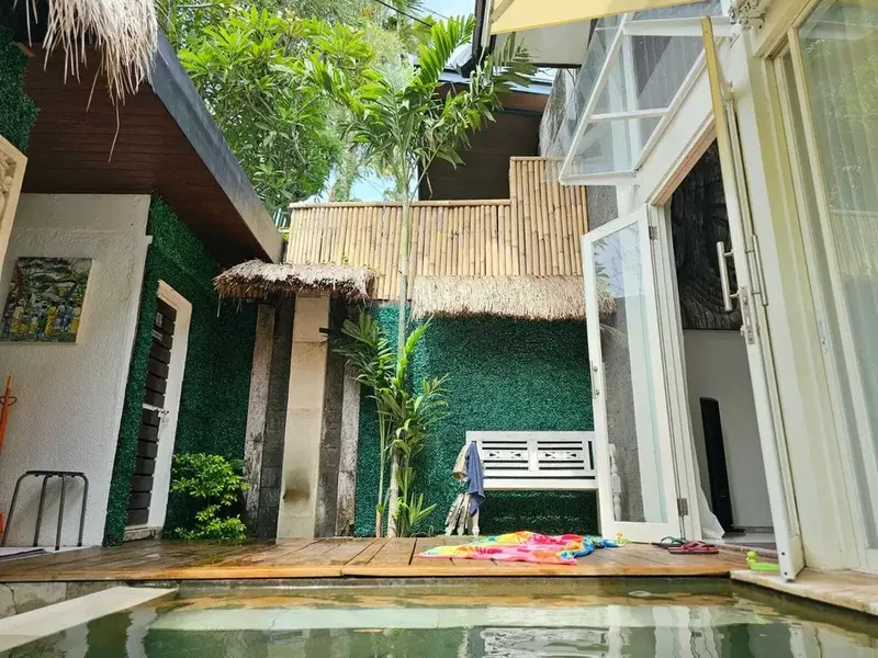 Villa Strategis Minimalis Banjar Semer Kerobokan Bali - Bali in Bali