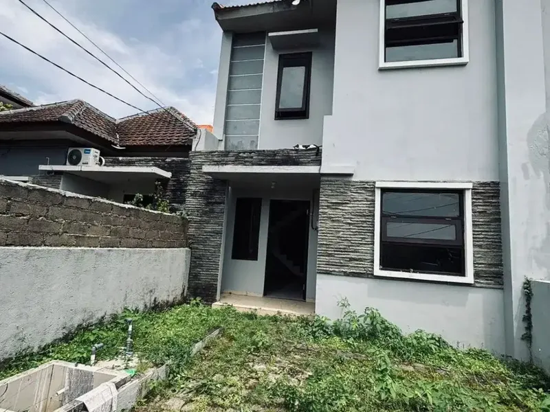 DIJUAL RUMAH 2 LANTAI SIAP HUNI – JIMBARAN, BALI ( RBN / ADT FB / LM ) - Real Estate in Bali