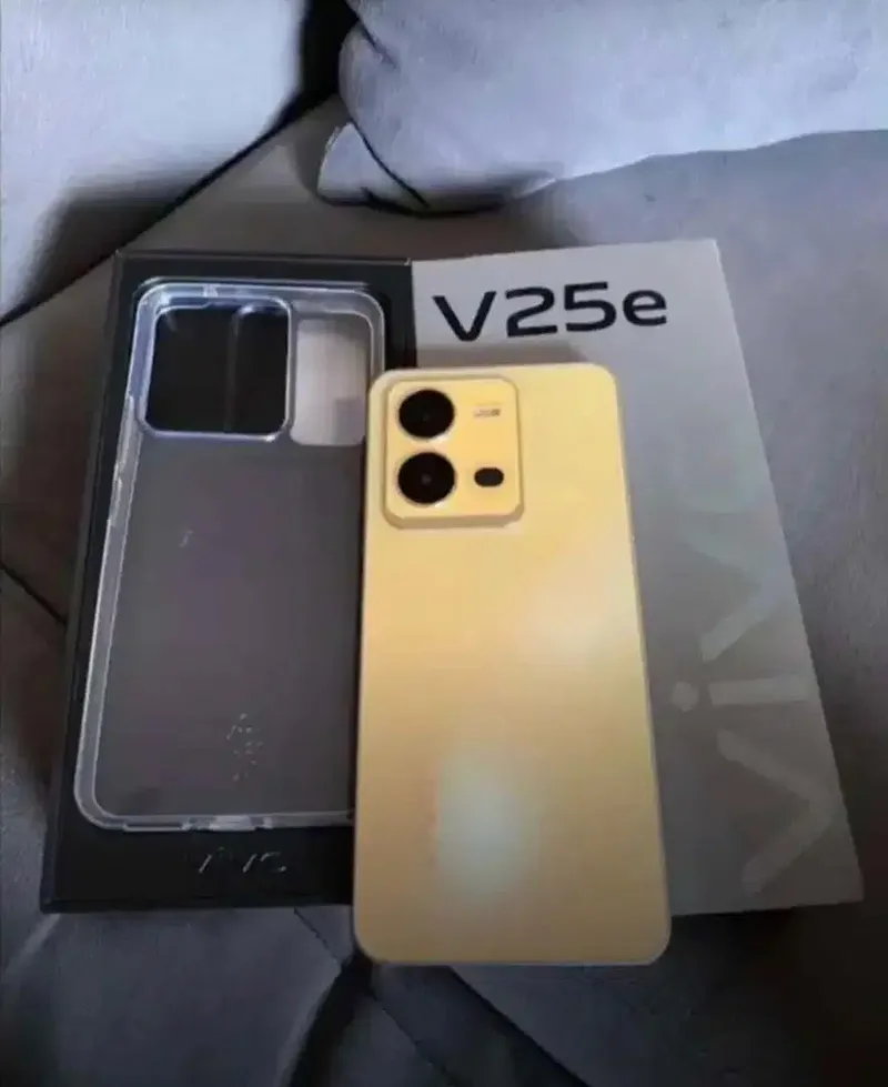 Vivo V25e fulset garansi panjang 256Gb Ram 12+8GB ( TT oke) - Bali in Bali