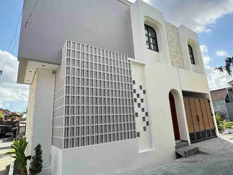 RUMAH SIAP HUNI DI KAWASAN NYAMAN GATSU TENGAH , DEKAT KE RSIA PURI BUNDA , JALAN NANGKA MAUPUN TAMAN LUMINTANG - Real Estate in Bali