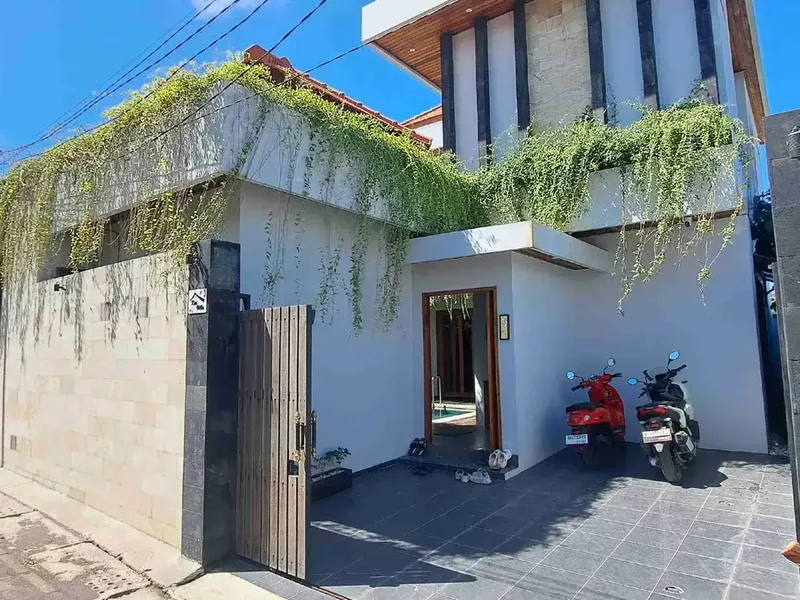 Villa modern jalan gunung payung kutuh Kuta selatan bali - Real Estate in Bali