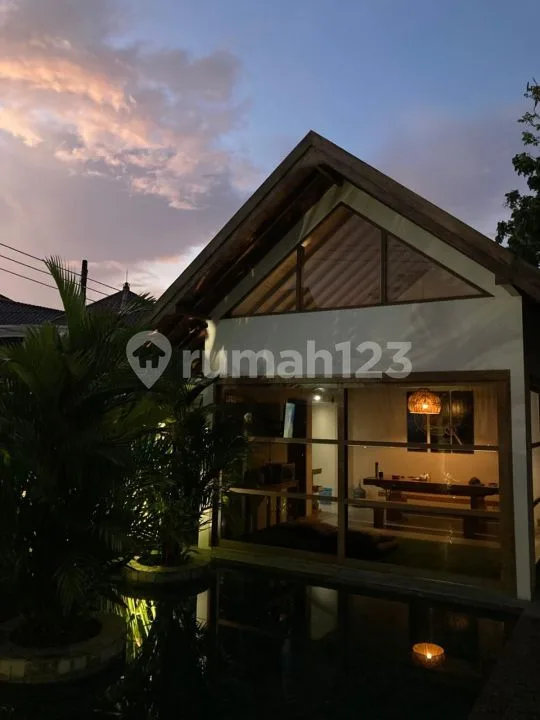 Villa Sewa Murah Siap Huni Full Furnished Kerobokan - Real Estate in Bali