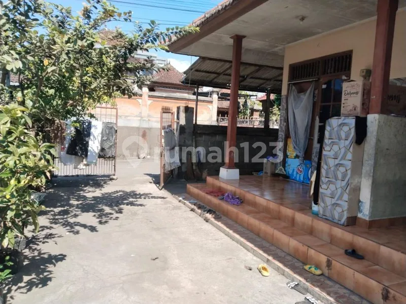 Dijual Kos-Kosan Full Penghuni di Denpasar Timur Dekat ke Batubulan, Ubud dan Sanur - Real Estate in Bali
