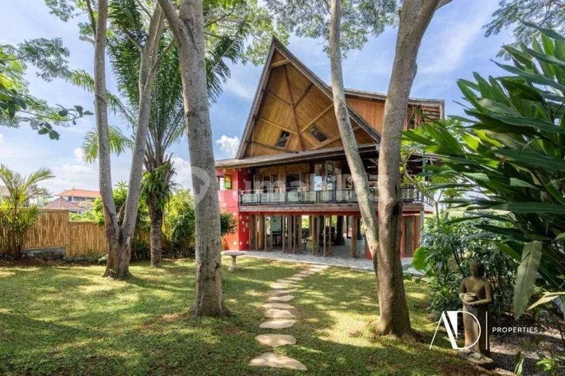 Yearly Rental | Authentic Limasan Villa Near Cemagi Beach - Real Estate in Bali