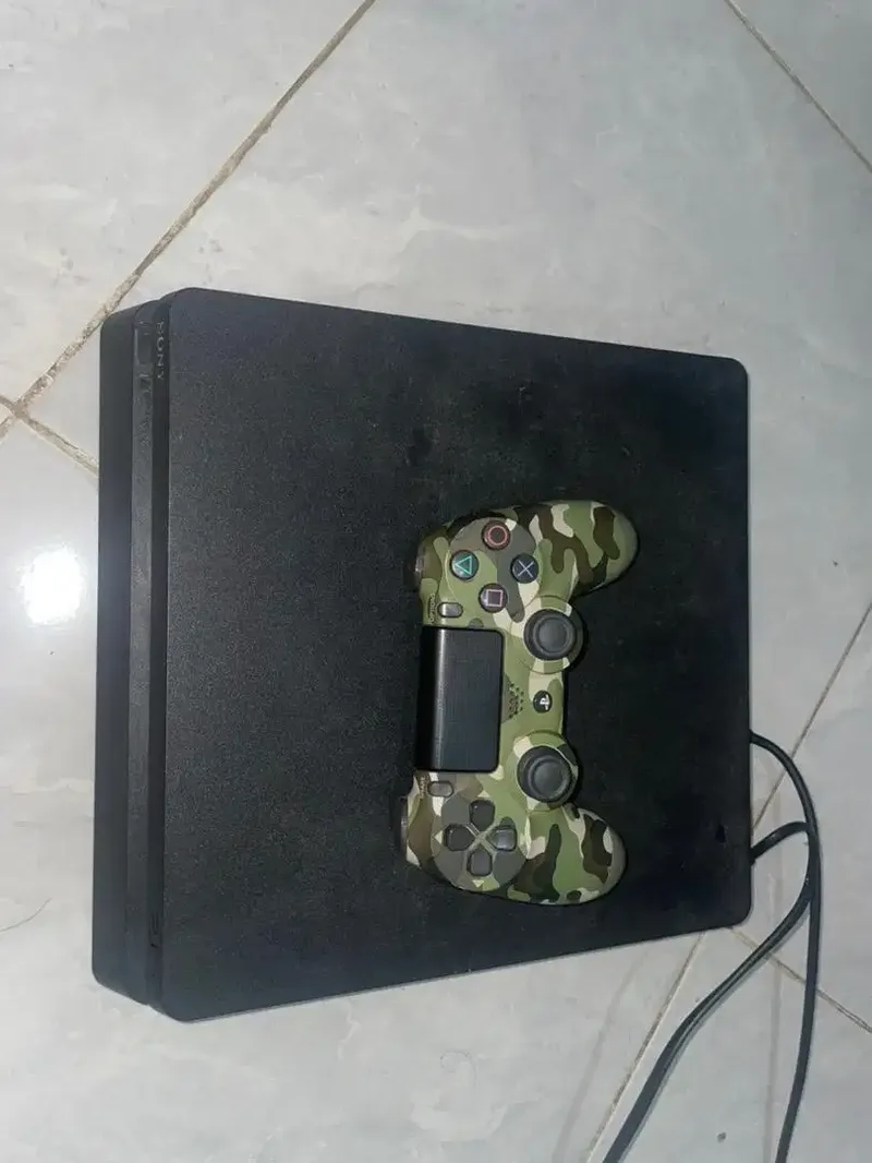 PS4 SLIM 1 TB + BONUS 15 GAME + STIK CONTROLLER - Electronics in Bali