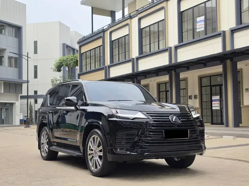 LEXUS LX600 VIP - Vehicles in Bali
