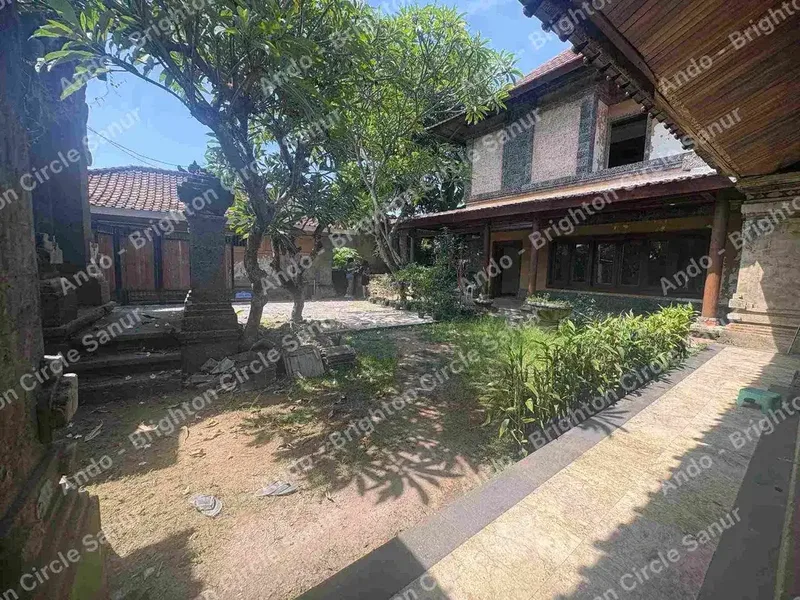 5,5 ARE RUMAH ETNIK BALI DENGAN TANAH LUAS DEKAT PANTAI SANUR - Bali in Bali