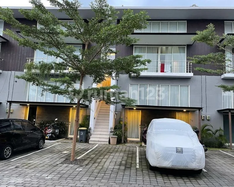 Homestay Type Mezzanin 8 Kamar Tidur di Sunset Area - Real Estate in Bali