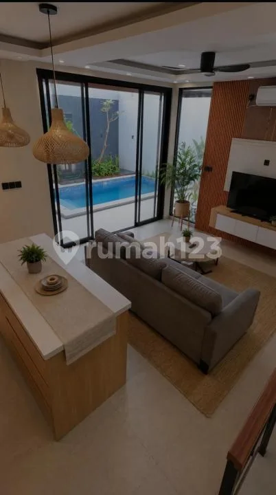Disewakan Villa Mewah Dekat Pantai Sanur - Bali in Bali