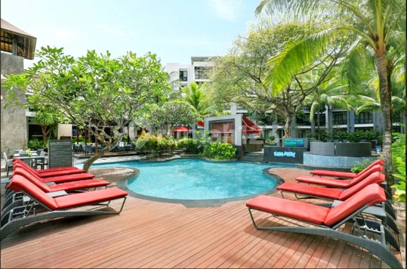 1 Br Condotel View & Jalan Kaki ke Pantai Kuta - Real Estate in Bali
