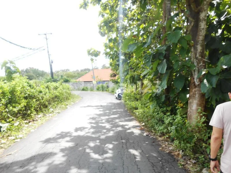 Tanah 23 Are di Jalan Utama Pantai Balangan Cocok untuk Villa - Bali in Bali