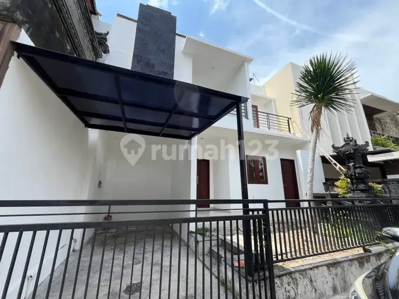 3 Bedroom House Semi Villa In Kerobokan - Bali in Bali