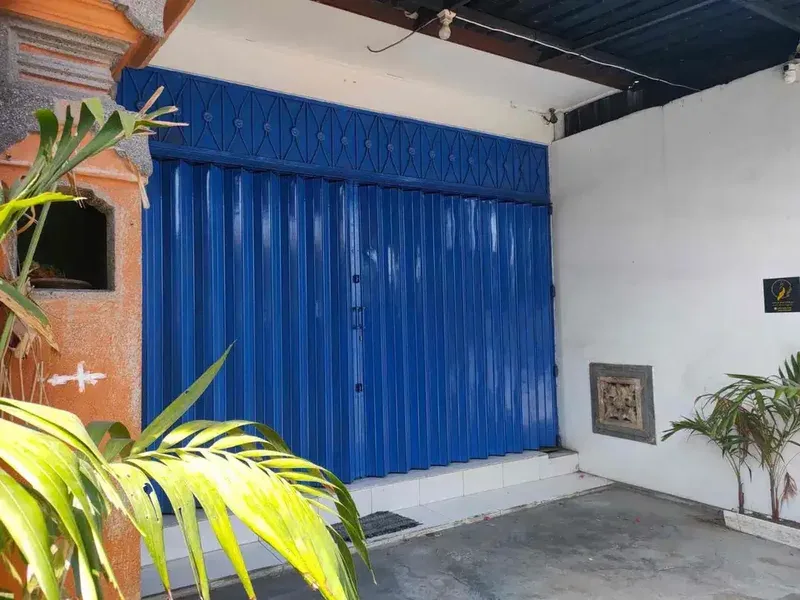 DISEWAKAN TEMPAT USAHA 1-LANTAI DI RENON - Real Estate in Bali