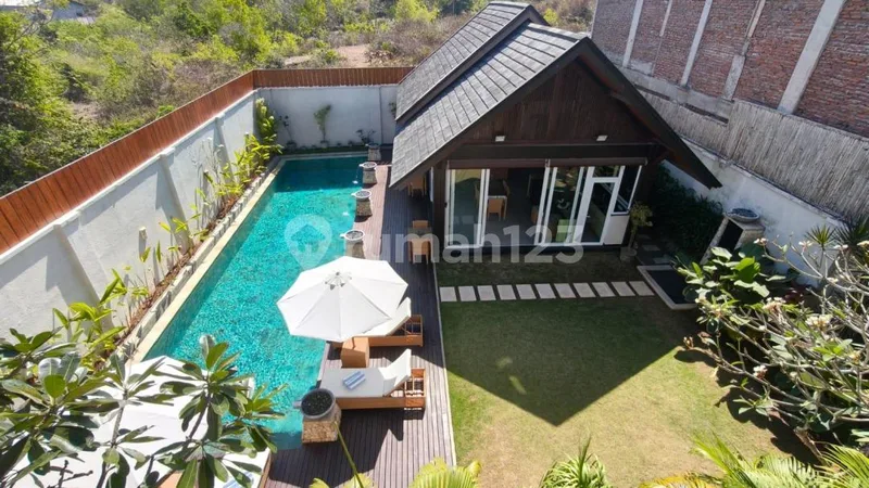 Dijual Villa Luxury Modern Style Lokasi - Ungasan, Kuta Selatan - Bali in Bali
