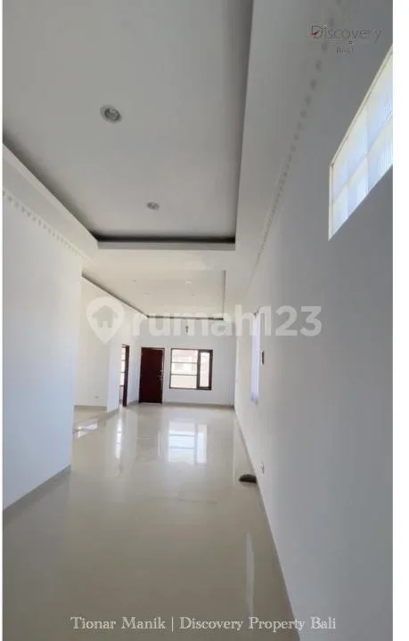 Ruko Bali 3 Lantai 3 Kamar di Denpasar Barat, Pinggir Jalan Utama - Bali in Bali