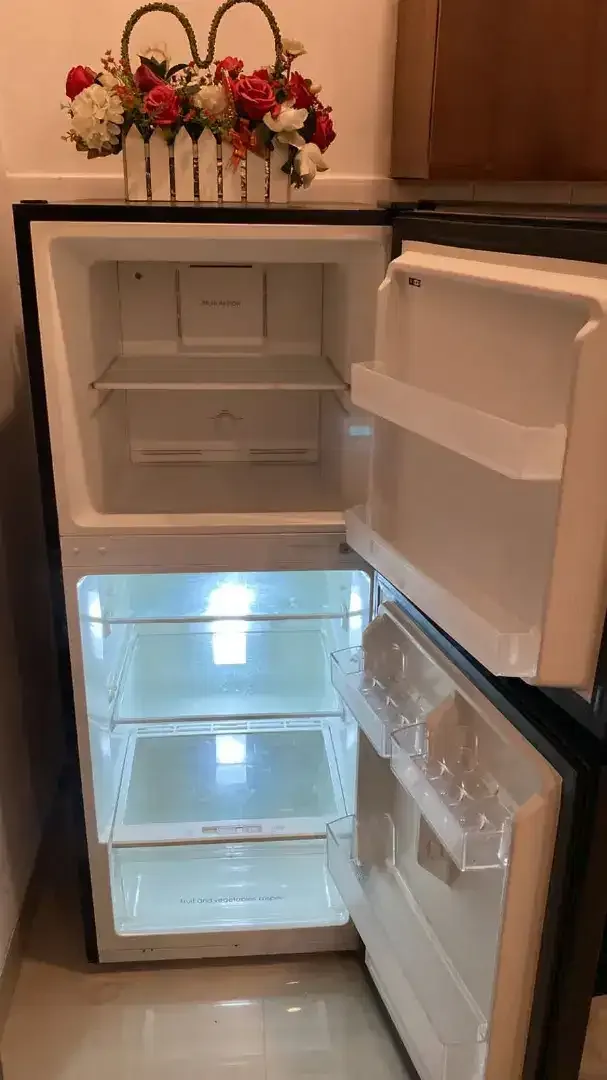 Kulkas Midea 2 Pintu 2 Juta Net - Home & Garden in Bali