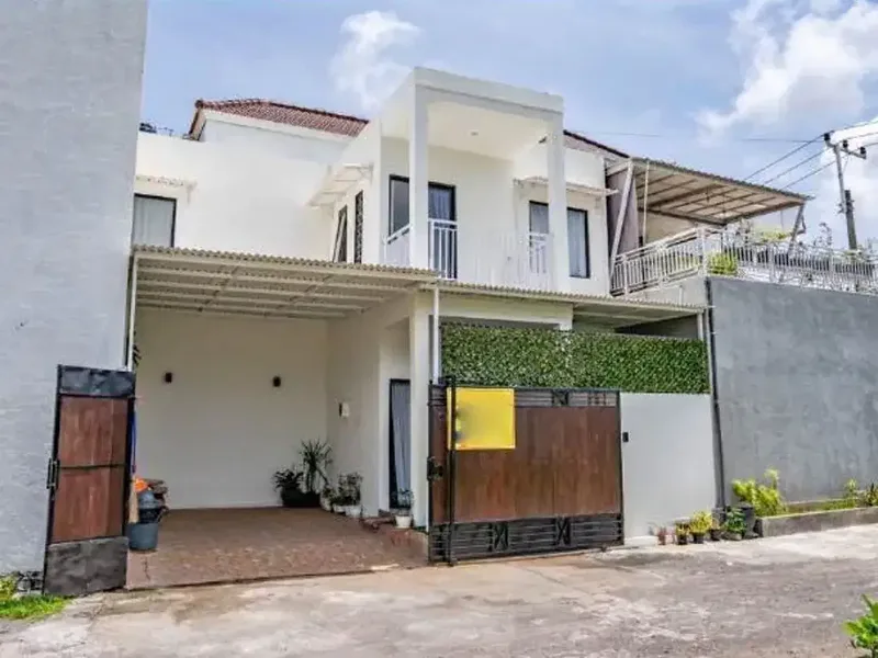 Rumah Jual 2 Lantai di Ungasan Dekat GWK dan Uluwatu Area - Real Estate in Bali