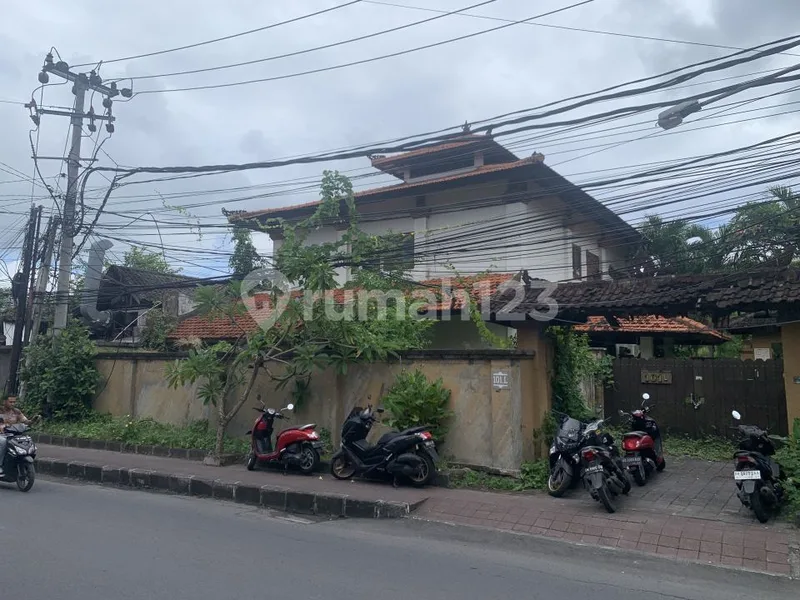Tanah Premium Pinggir Jalan Utama Petitenget - Seminyak di Seminyak - Petitenget, Seminyak - Real Estate in Bali