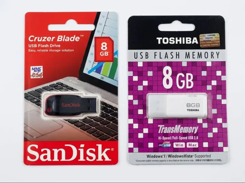 Beli 1 USB SanDisk 8GB GRATIS 1 USB Toshiba 8GB! Total 16GB - Electronics in Bali