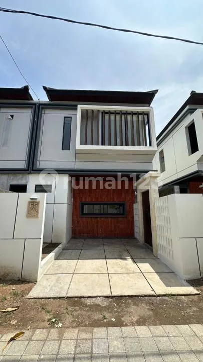 Rumah 3 Bedrooms Sanur Bali Dekat Icon dan Pantai - Bali in Bali