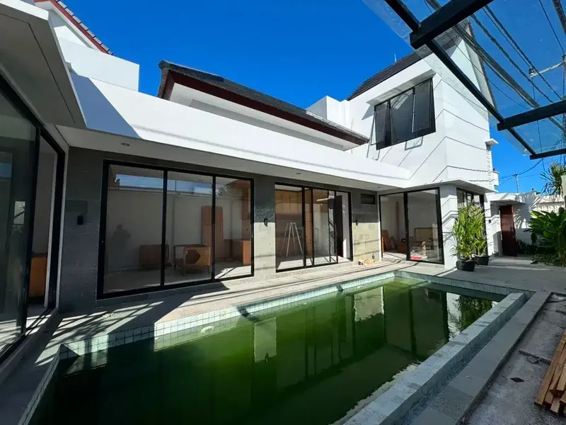Modern 3 bedroom Premium Villa in Sanur - Real Estate in Bali